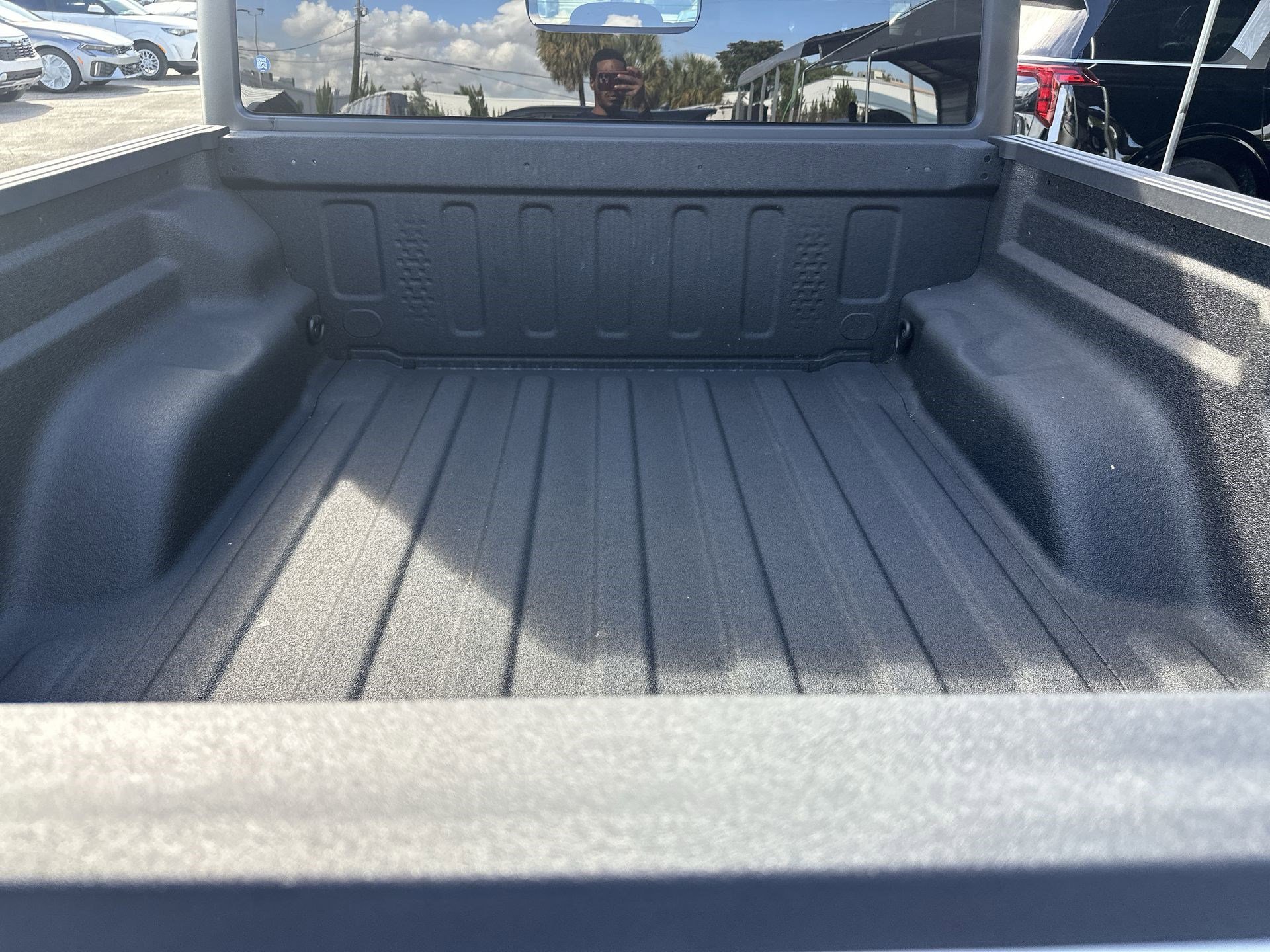 Used 2025 Jeep Gladiator Rubicon w/ Safety Group image 21