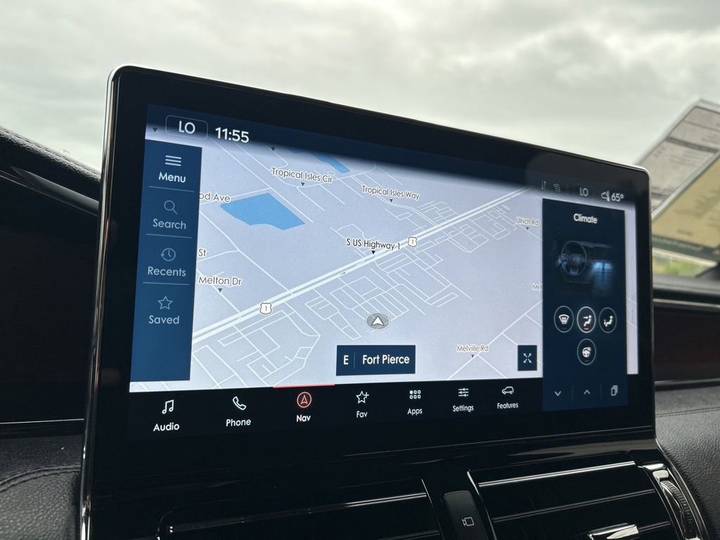 Used 2024 Lincoln Navigator L Premiere image 32