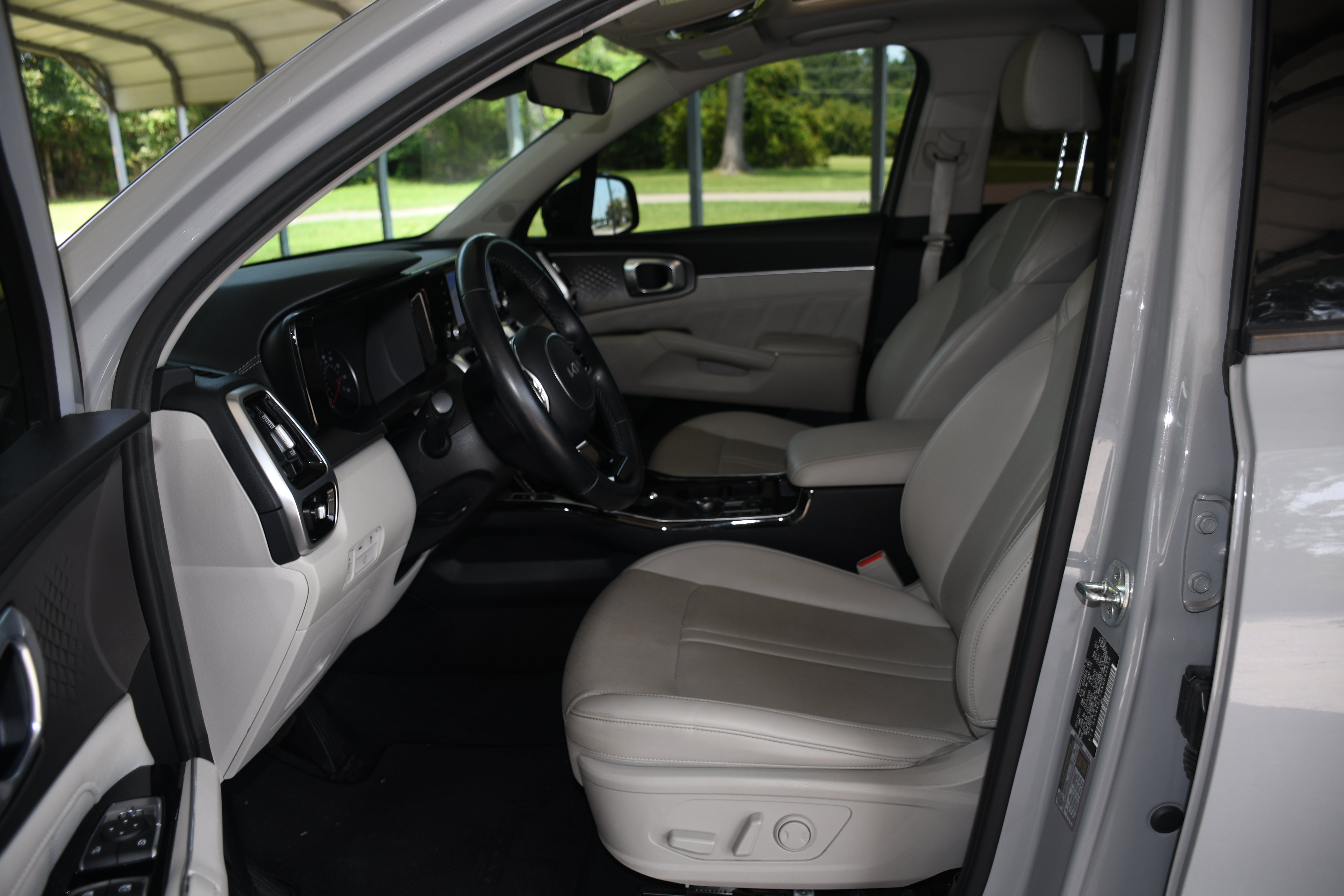 Used 2022 Kia Sorento SX AWD/4WD image 8