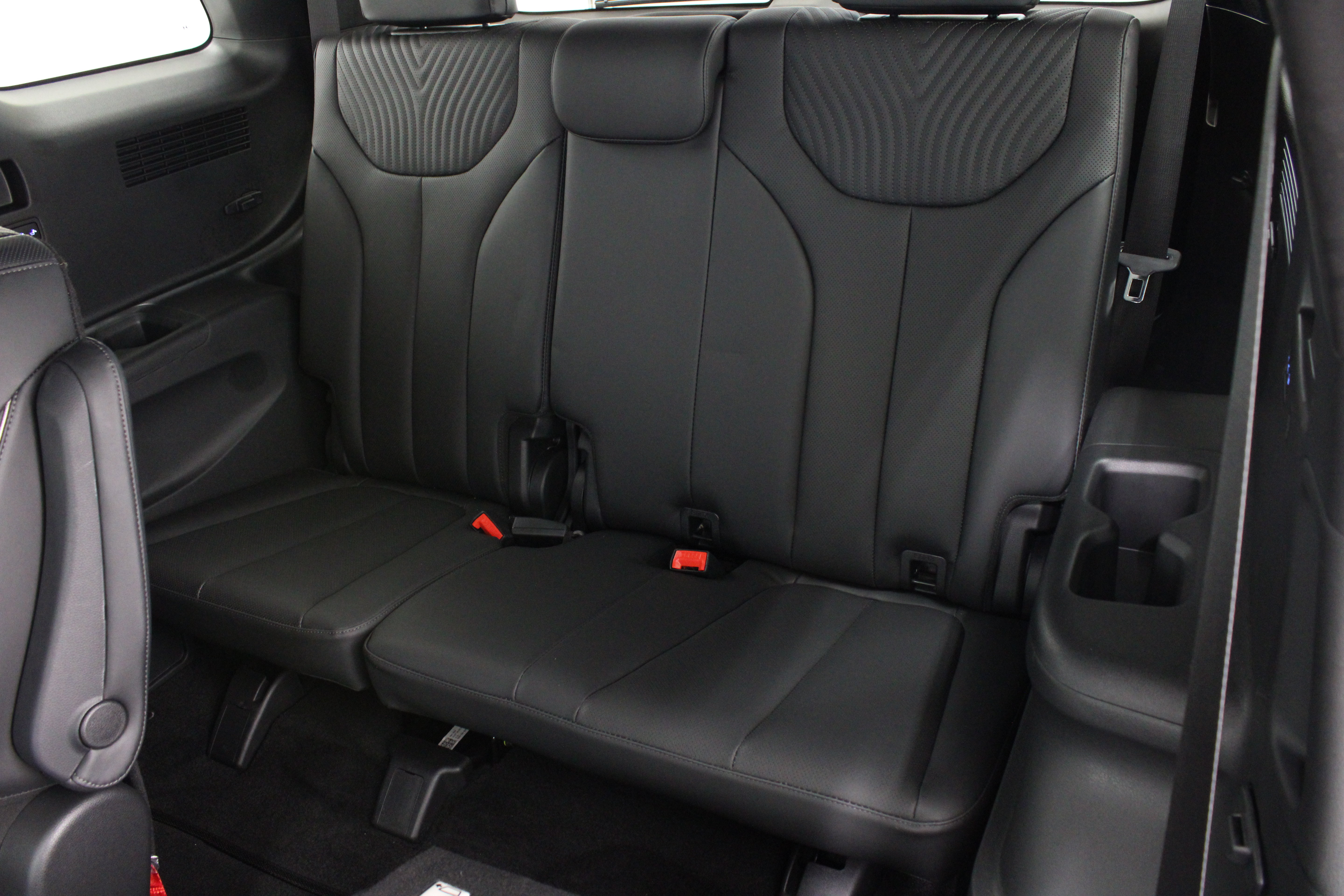 Used 2025 Hyundai Palisade Calligraphy AWD/4WD image 37
