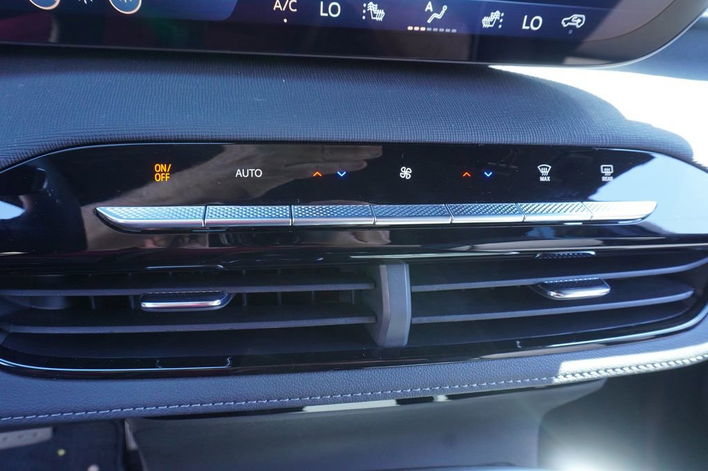 New 2026 Buick Enclave Preferred w/ Power Package image 18