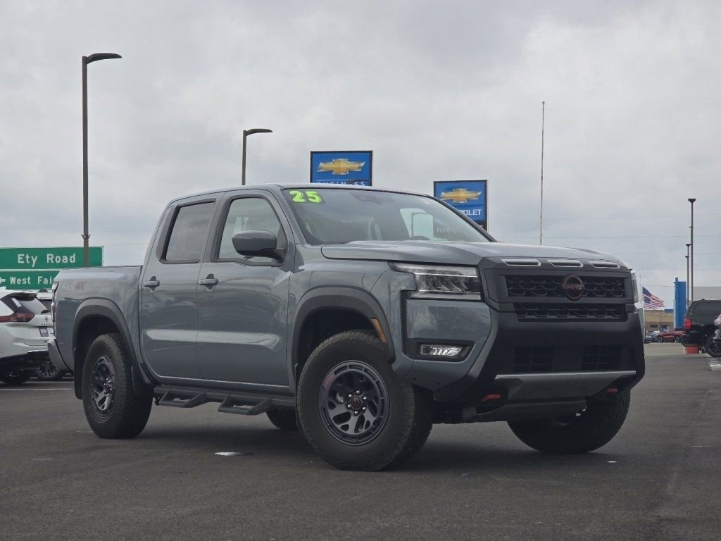 Used 2025 Nissan Frontier PRO-4X