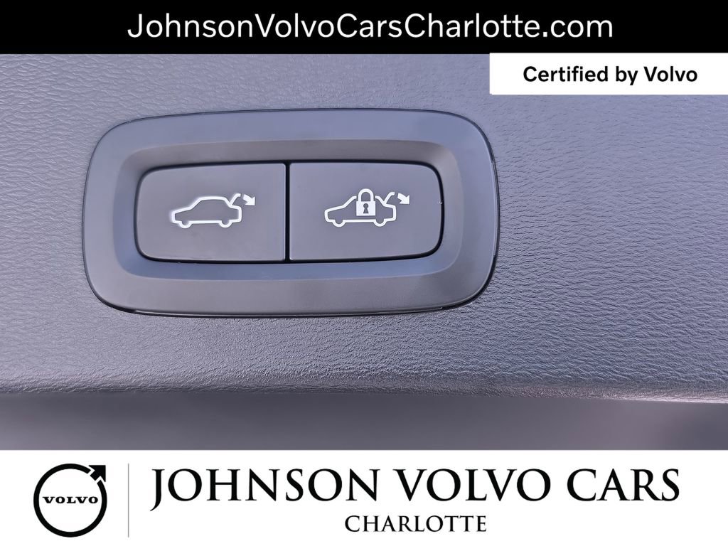 Used 2023 Volvo XC40 Recharge Ultimate w/ Protection Package Premier image 13