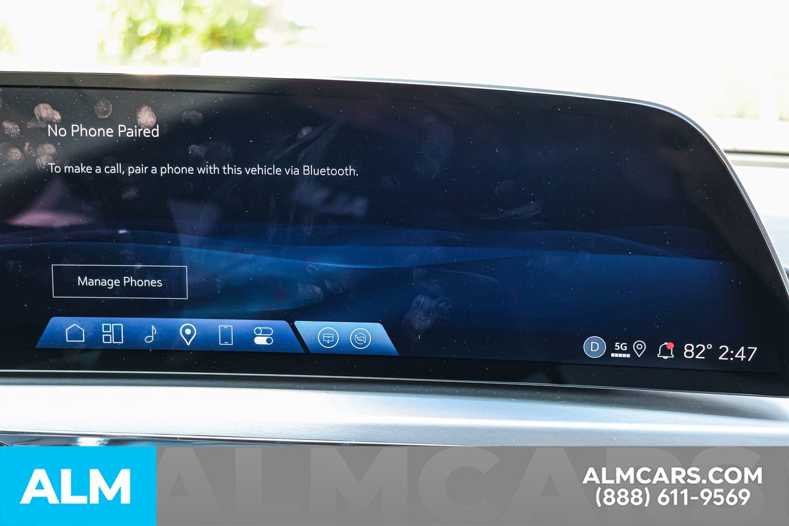 Used 2025 Cadillac Lyriq Luxury image 35