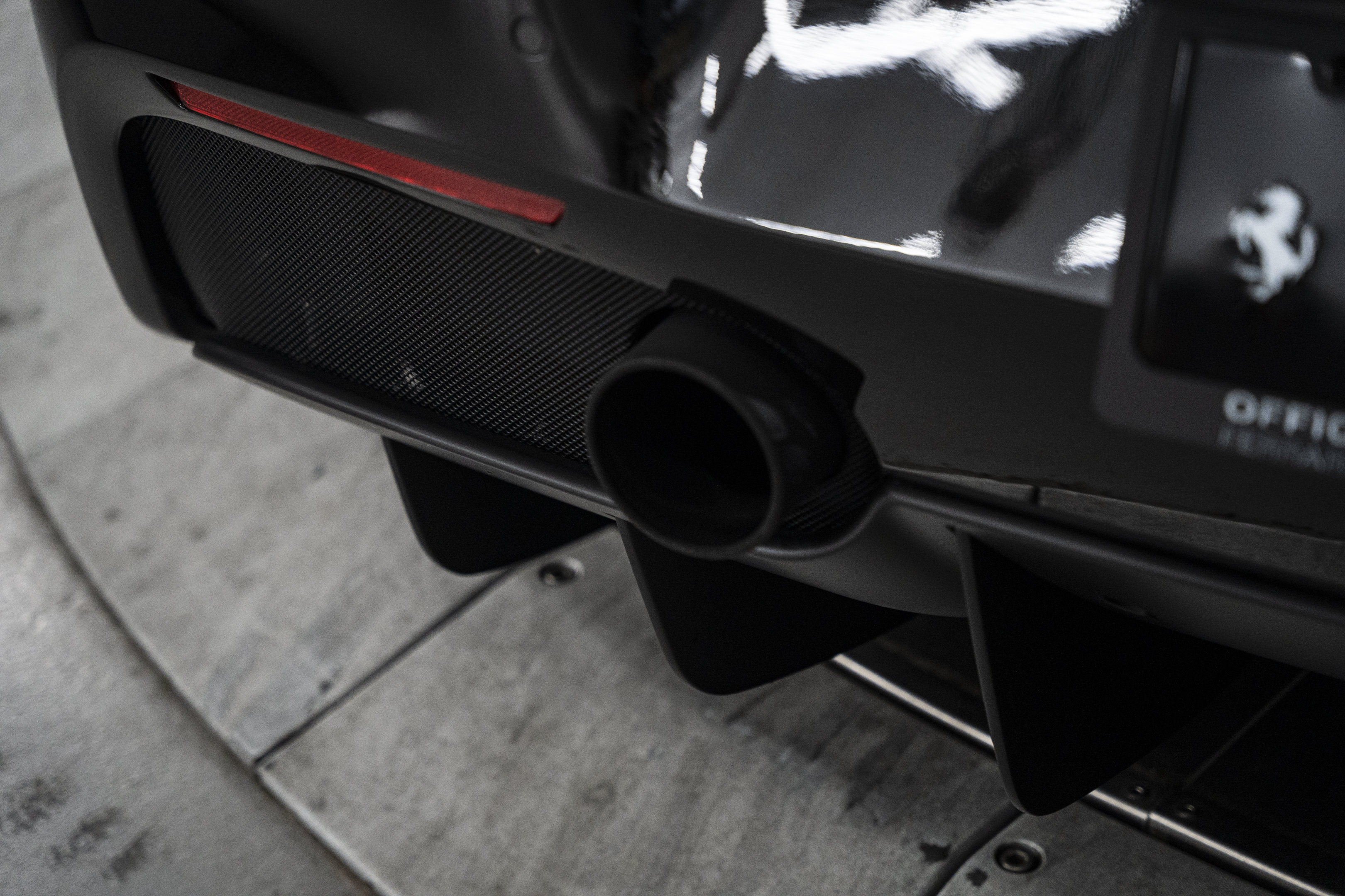Used 2016 Ferrari 488 Spider RWD image 18