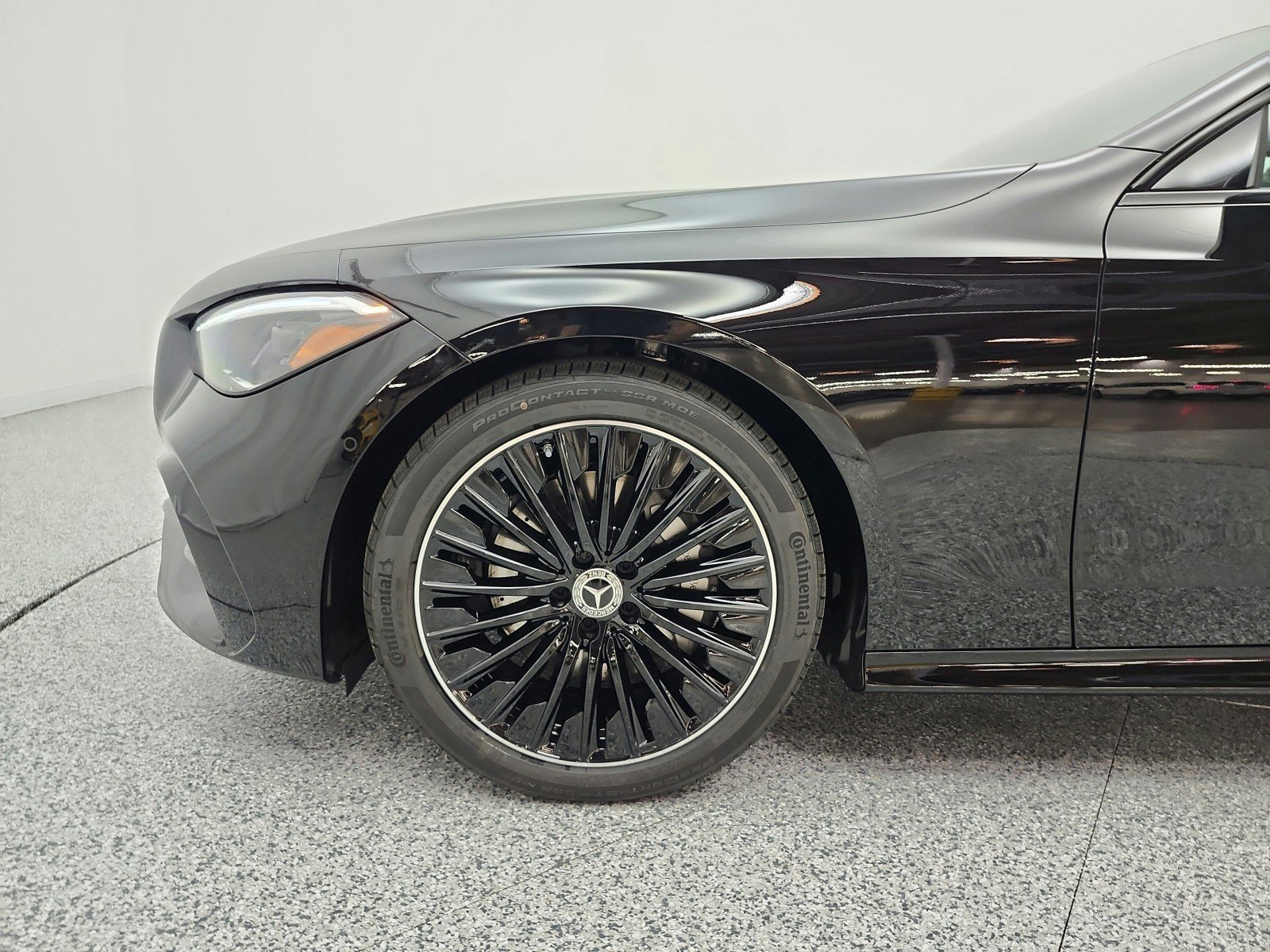 New 2026 Mercedes-Benz CLE 300 4MATIC Coupe image 15