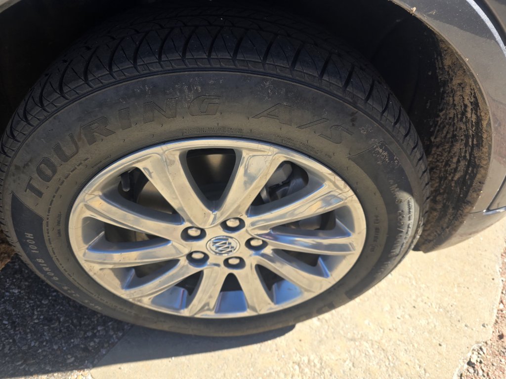 Used 2020 Buick Envision Essence AWD/4WD image 20