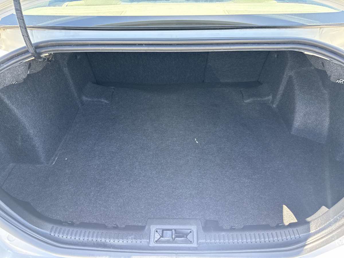 Used 2009 Ford Fusion SEL FWD image 15