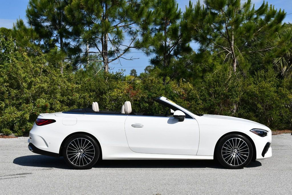 Used 2024 Mercedes-Benz CLE 450 4MATIC Cabriolet image 43