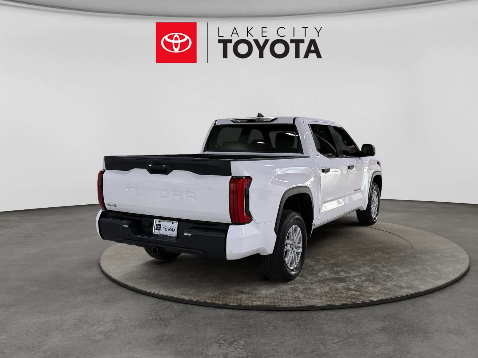 New 2026 Toyota Tundra SR5 w/ SR5 Convenience Package AWD/4WD image 6
