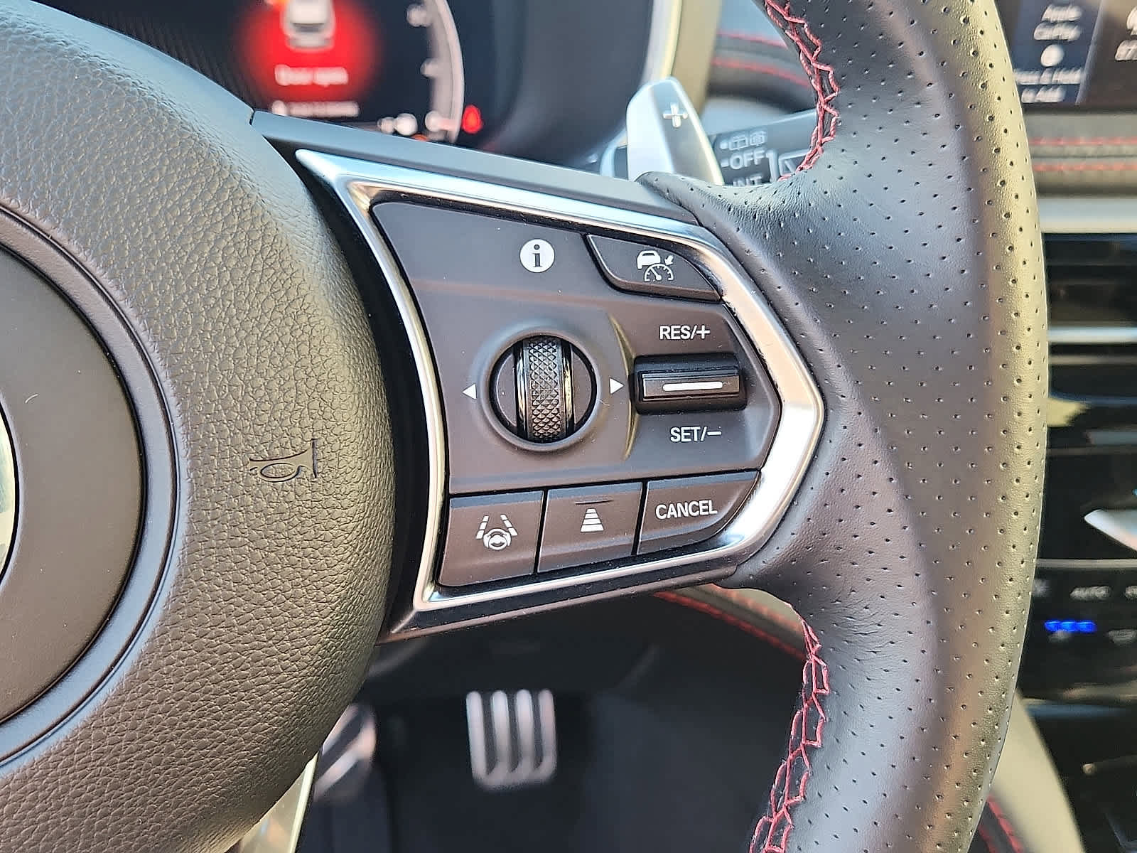 Used 2025 Acura MDX A-Spec image 24