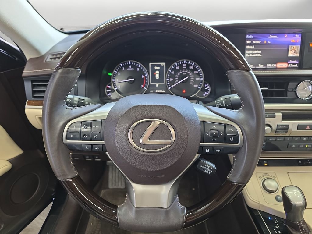 Used 2018 Lexus ES 350 w/ Navigation System Package image 12