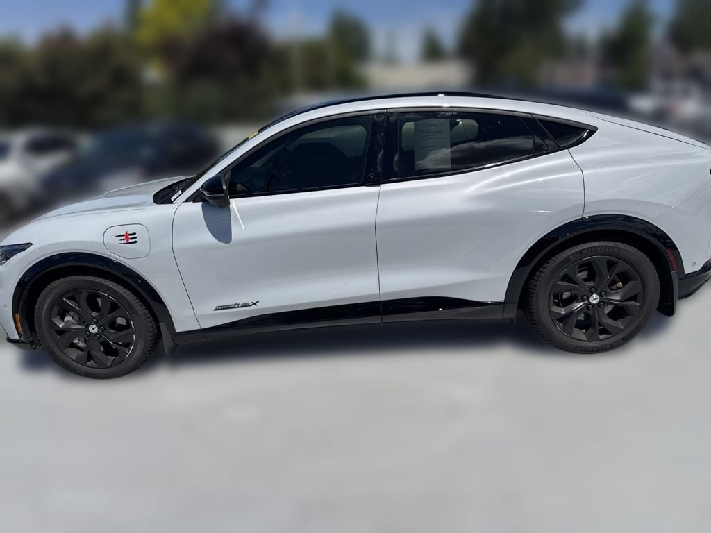 Used 2022 Ford Mustang Mach-E Premium AWD/4WD image 5
