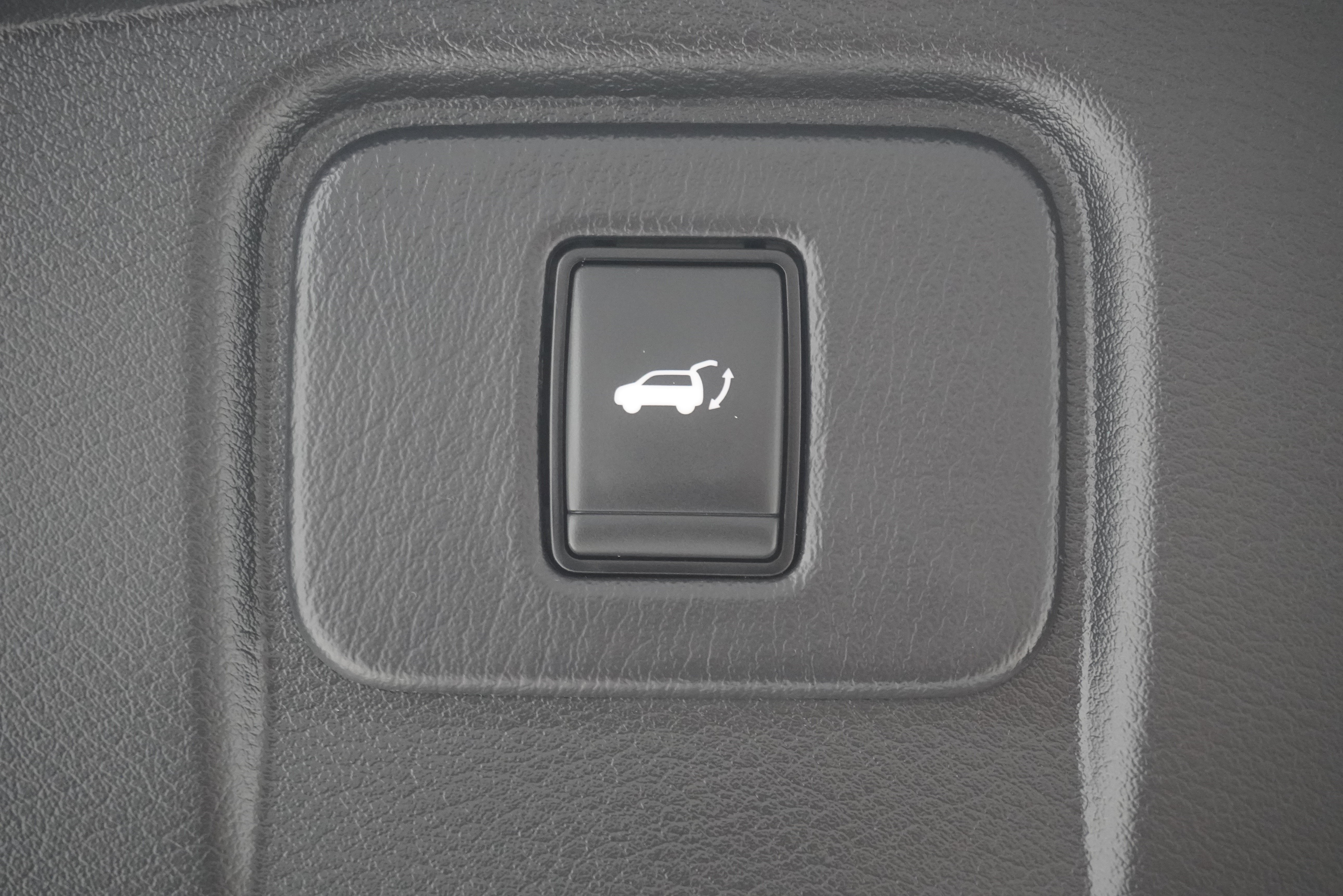 Used 2018 Nissan Murano Platinum FWD image 32