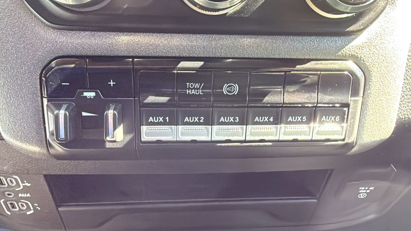 Used 2020 RAM 2500 Tradesman AWD/4WD image 25