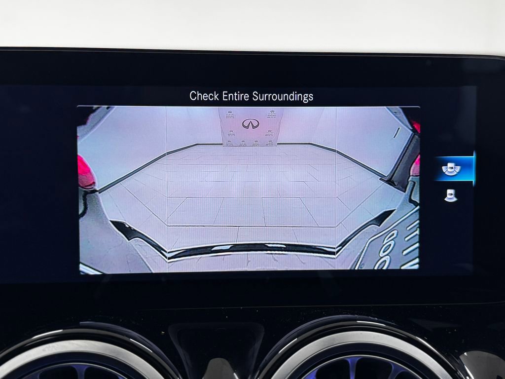 Used 2022 Mercedes-Benz GLB 250 GLB 250 w/ Premium Package Lite image 20