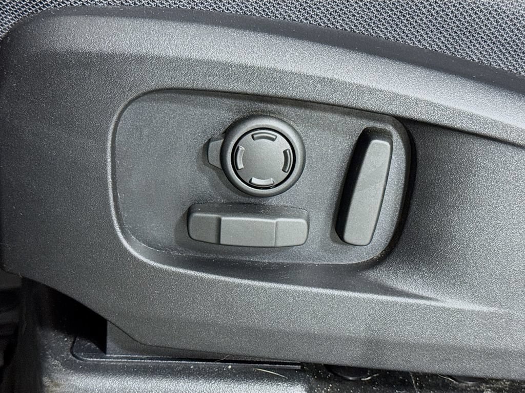 Used 2022 Land Rover Defender 110 X AWD/4WD image 14