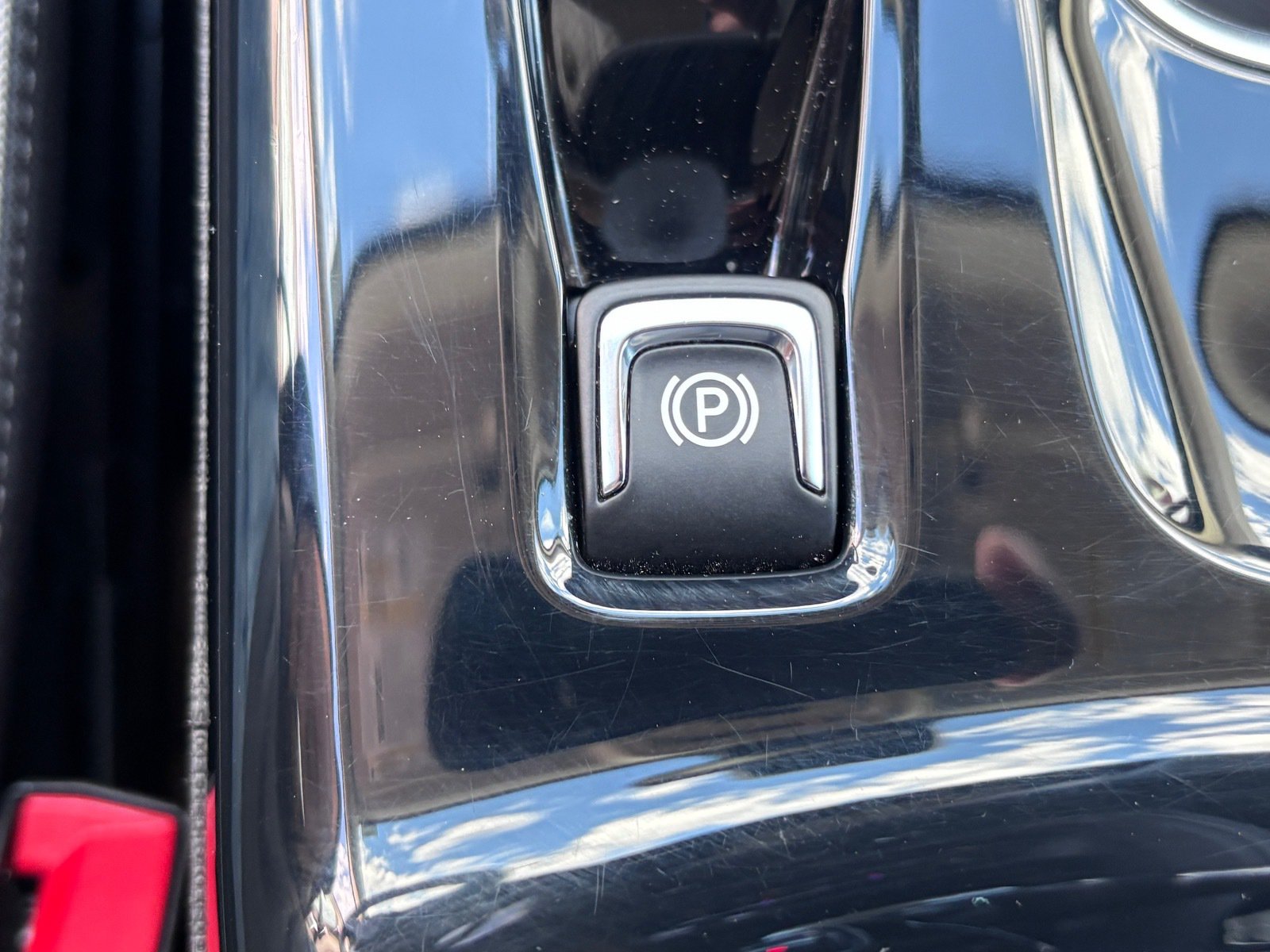 Used 2021 Buick Envision Essence w/ Technology Package I AWD/4WD image 33