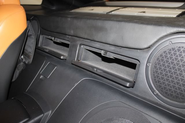 Used 2006 Nissan 350Z Touring w/ (N93) Cargo Convenience Pkg RWD image 16