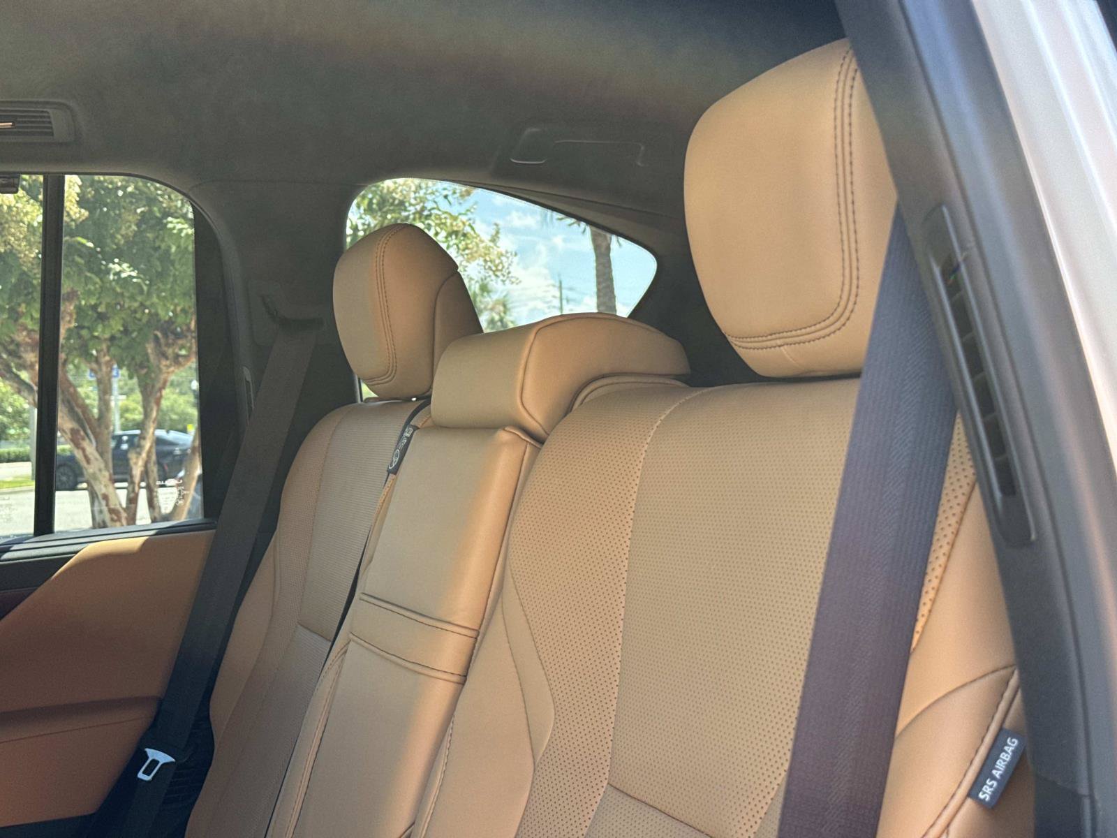 Certified 2025 Lexus LX 700h Luxury w/ Appearance Package AWD/4WD image 18