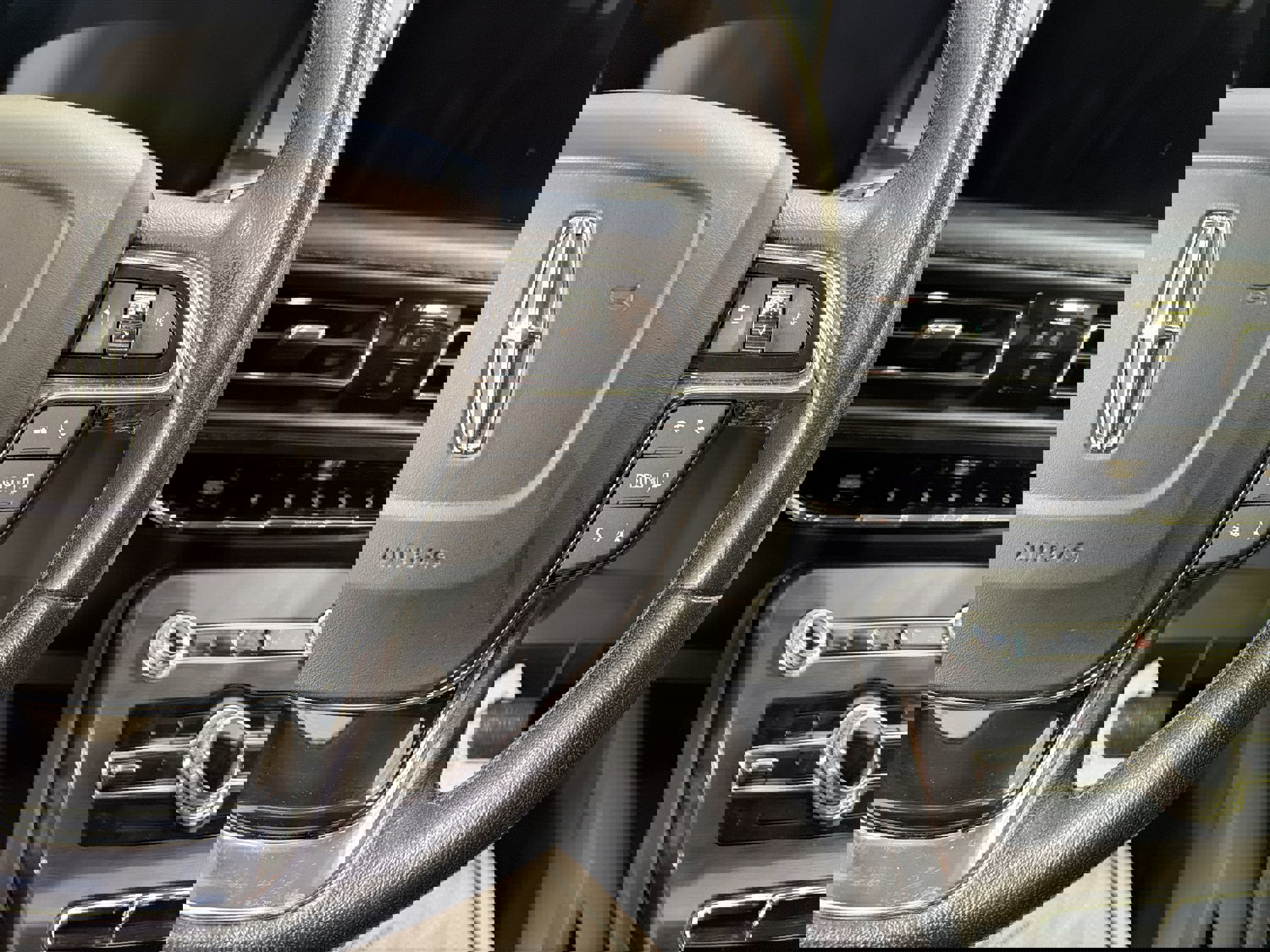 Used 2021 Lincoln Nautilus FWD image 15