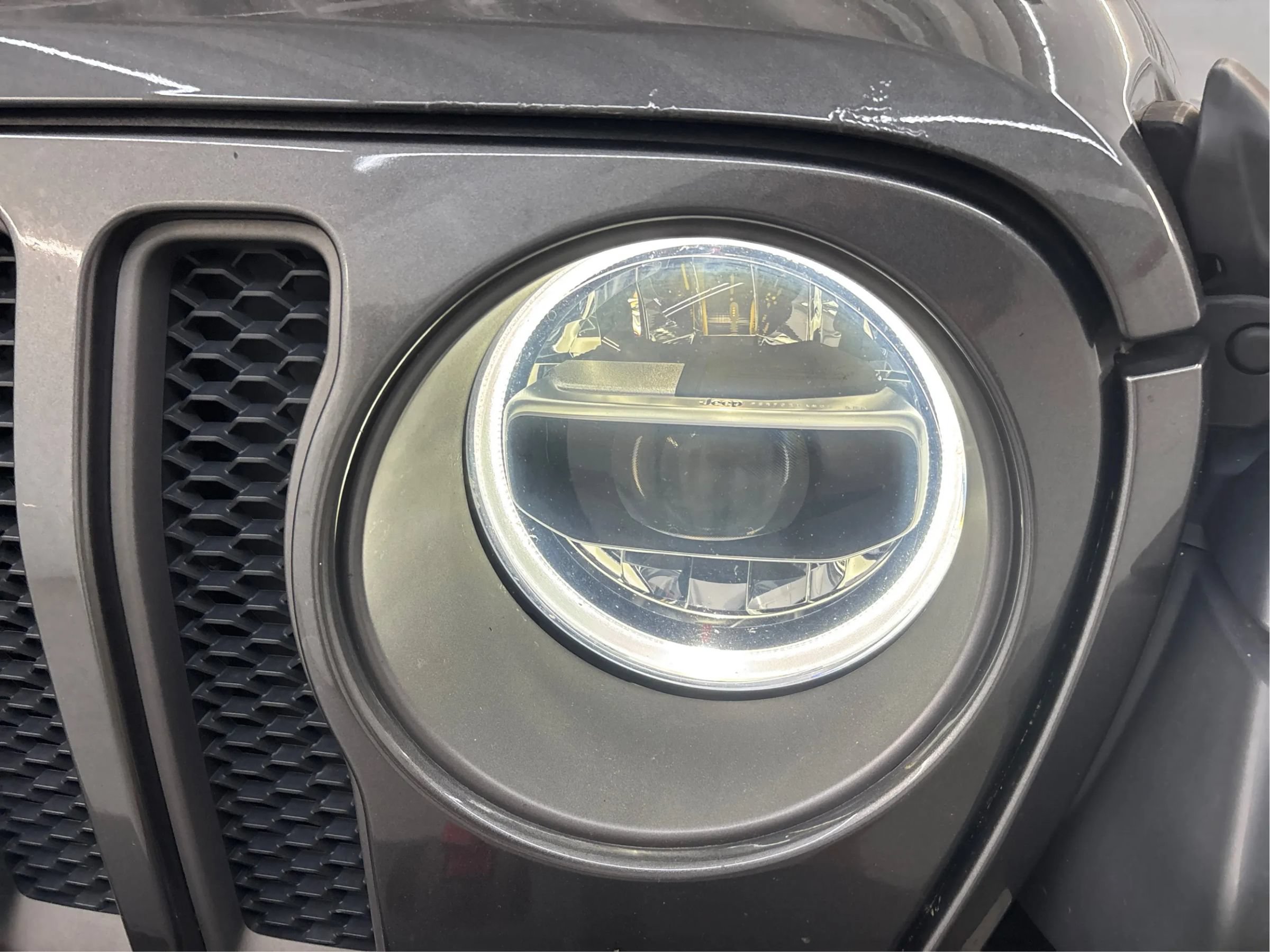 Used 2019 Jeep Wrangler Unlimited Rubicon w/ LED Lighting Group AWD/4WD image 31