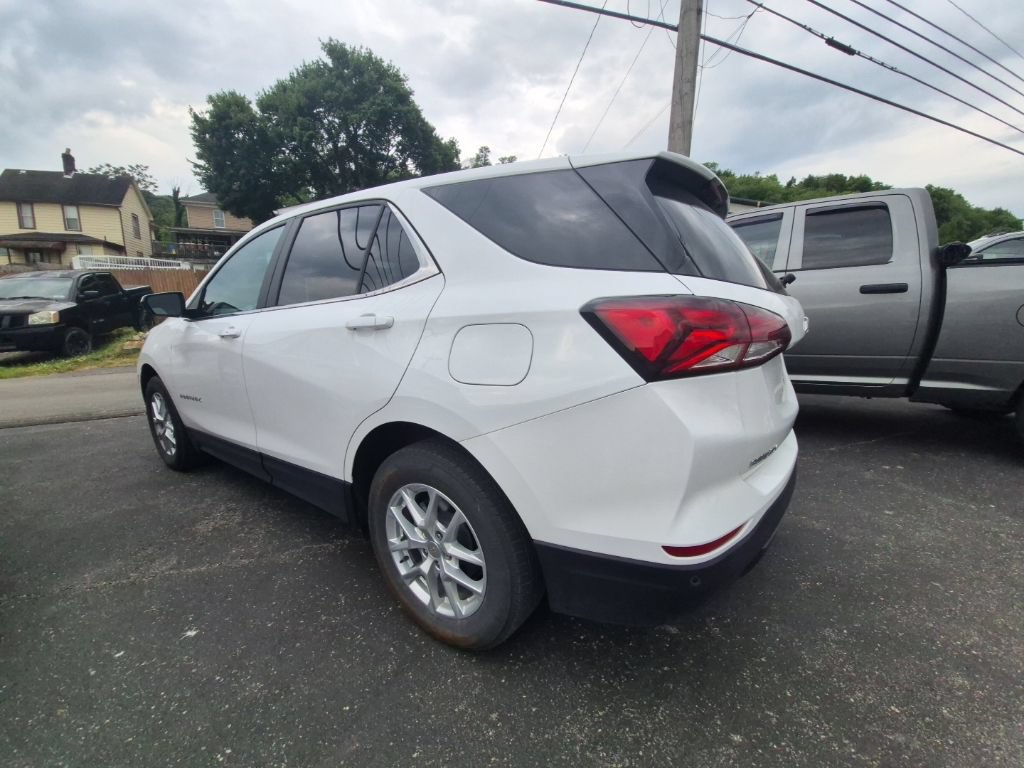 Used 2024 Chevrolet Equinox LT w/ LPO, Floor Liner Package AWD/4WD image 5
