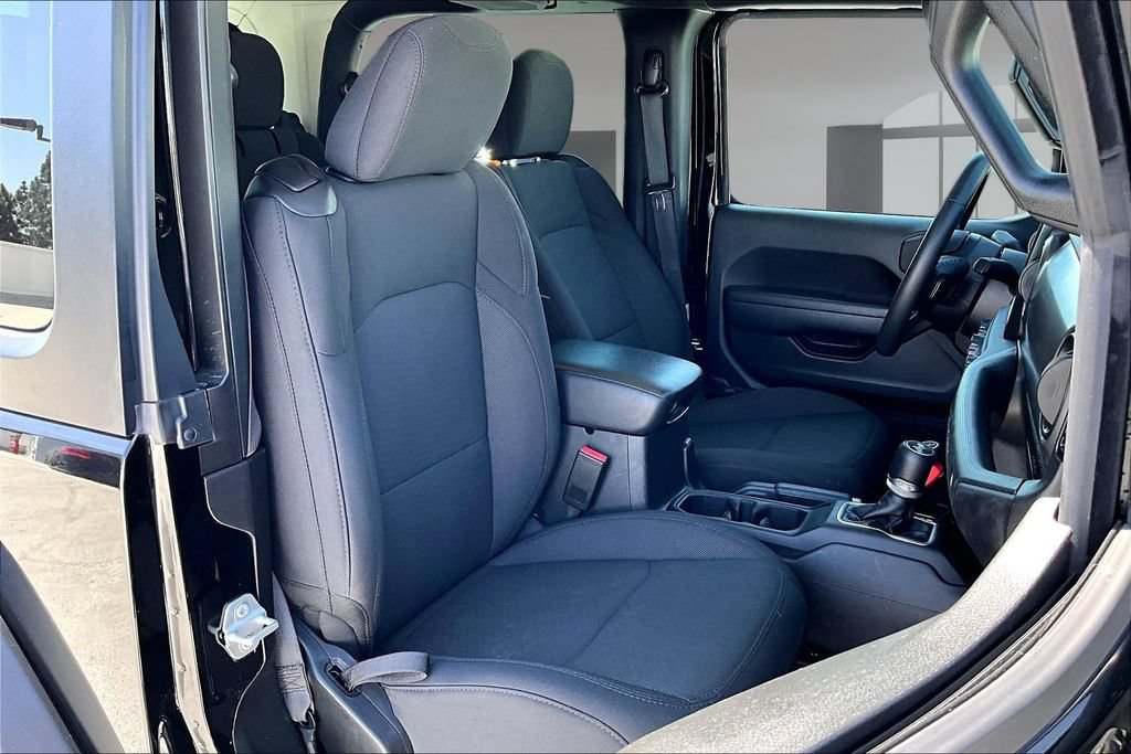 Used 2023 Jeep Wrangler Sport AWD/4WD image 27