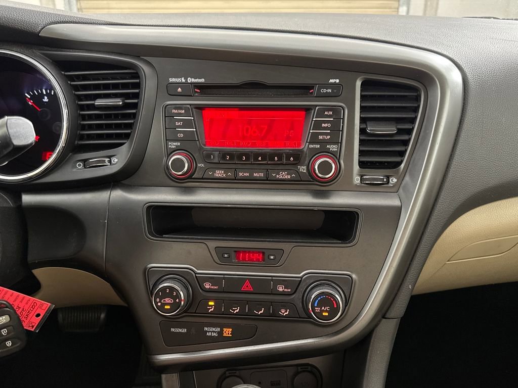 Used 2012 Kia Optima LX FWD image 16