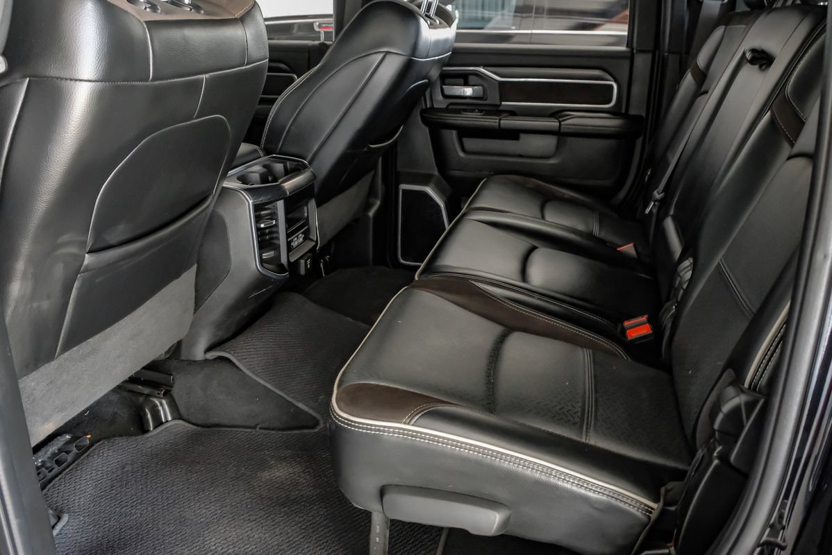 Used 2024 RAM 3500 Laramie w/ Night Edition AWD/4WD image 38