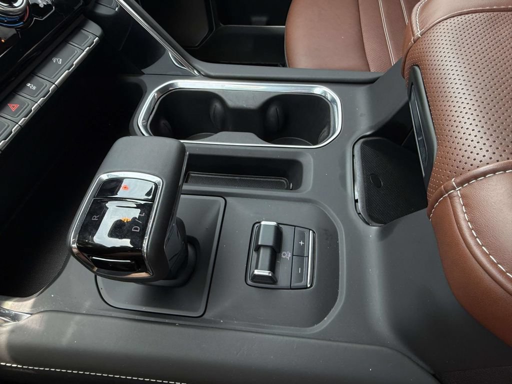 Used 2025 GMC Sierra 1500 Denali Ultimate AWD/4WD image 31