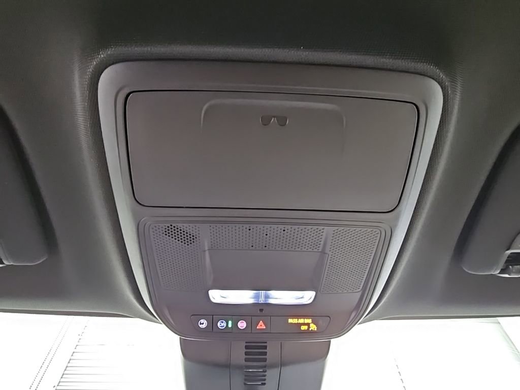 New 2026 Buick Enclave Preferred w/ Power Package image 21