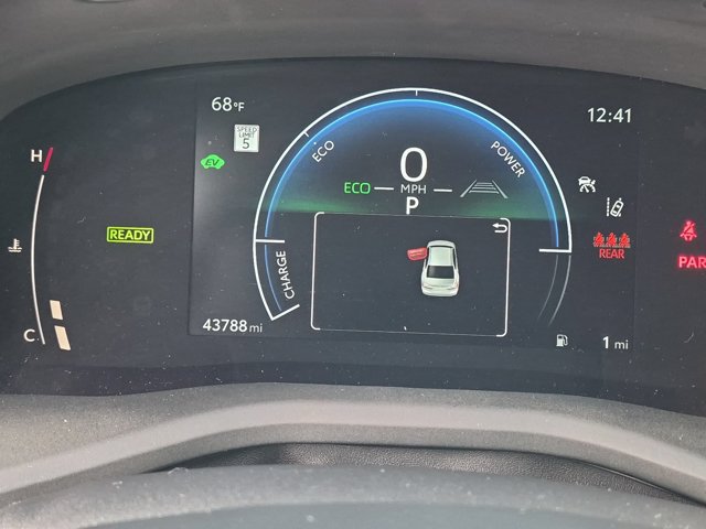 Used 2025 Toyota Camry LE FWD image 19
