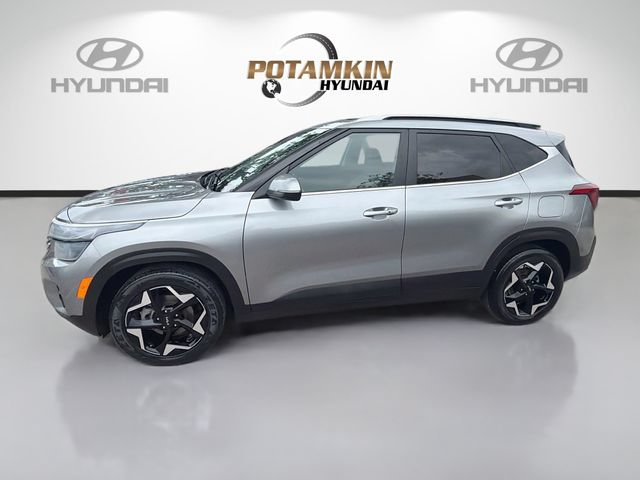 Used 2025 Kia Seltos EX w/ EX Sunroof Package FWD image 8