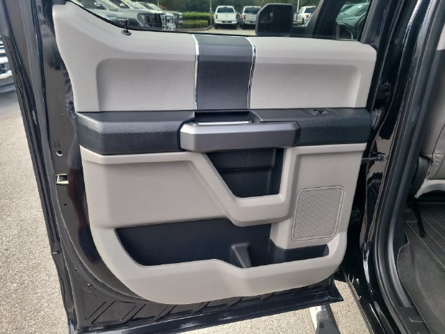 Used 2016 Ford F150 XLT RWD image 11