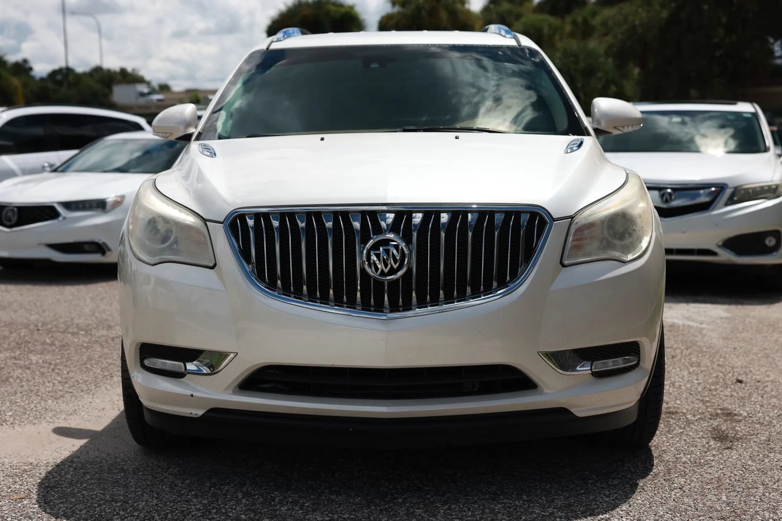 Used 2014 Buick Enclave Leather FWD image 9