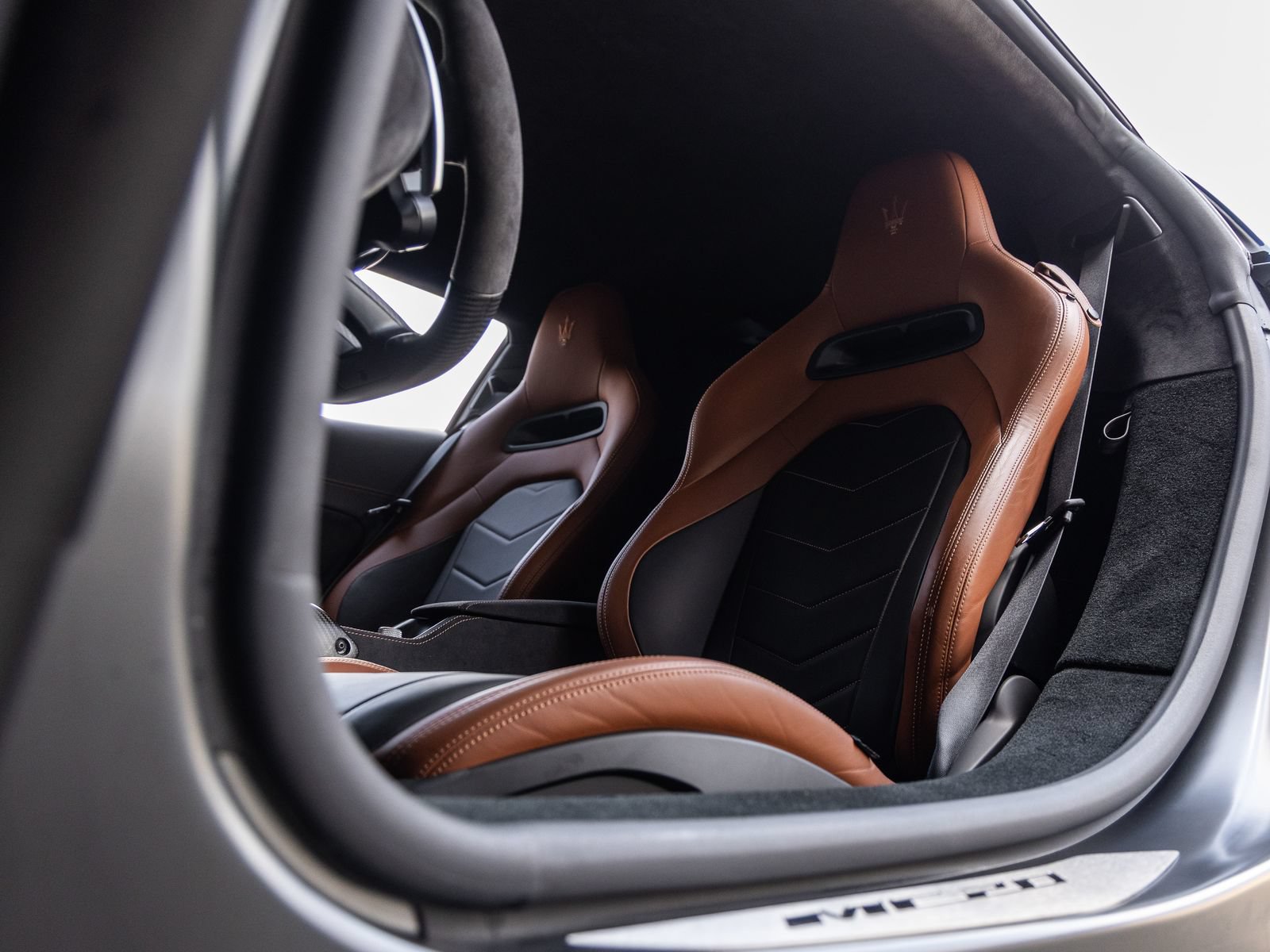 Used 2022 Maserati MC20 Coupe RWD image 34