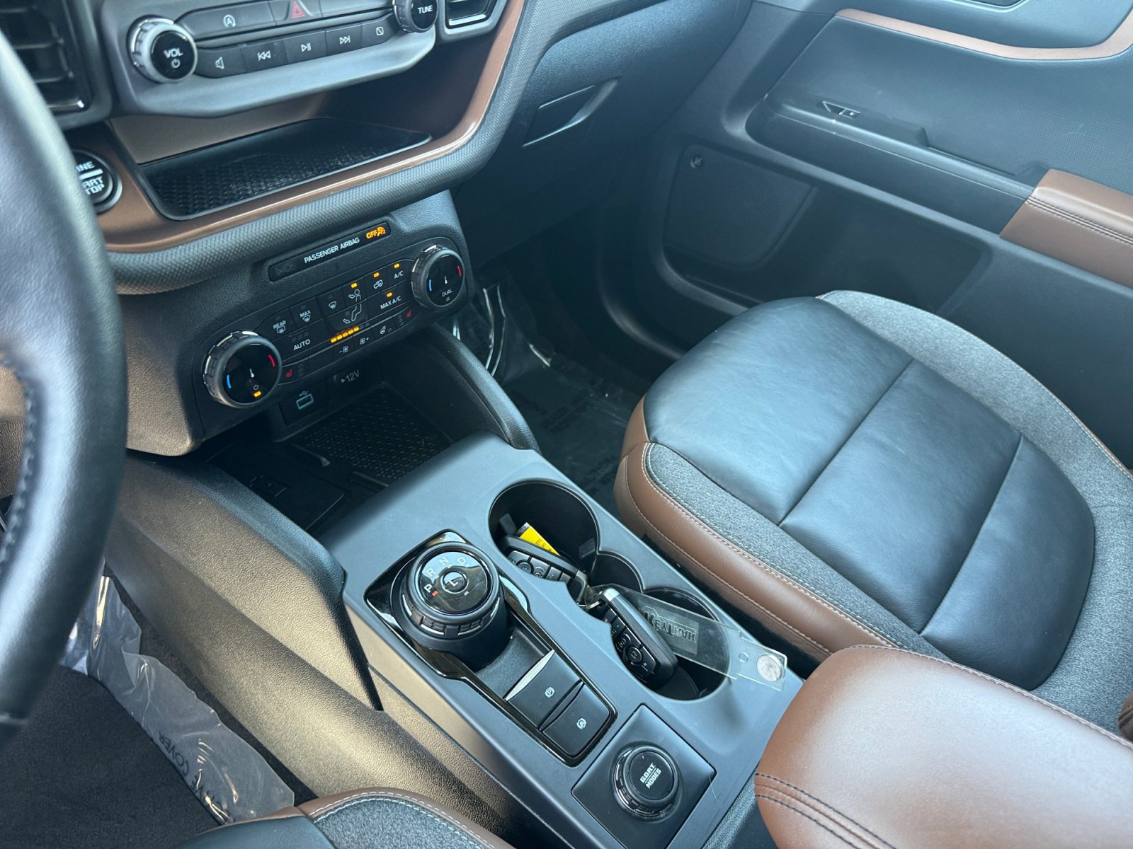 Certified 2022 Ford Bronco Sport Outer Banks w/ Tech Package AWD/4WD image 13
