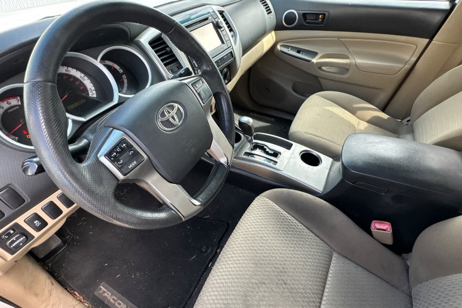 Used 2012 Toyota Tacoma PreRunner w/ SR5 Pkg RWD image 9