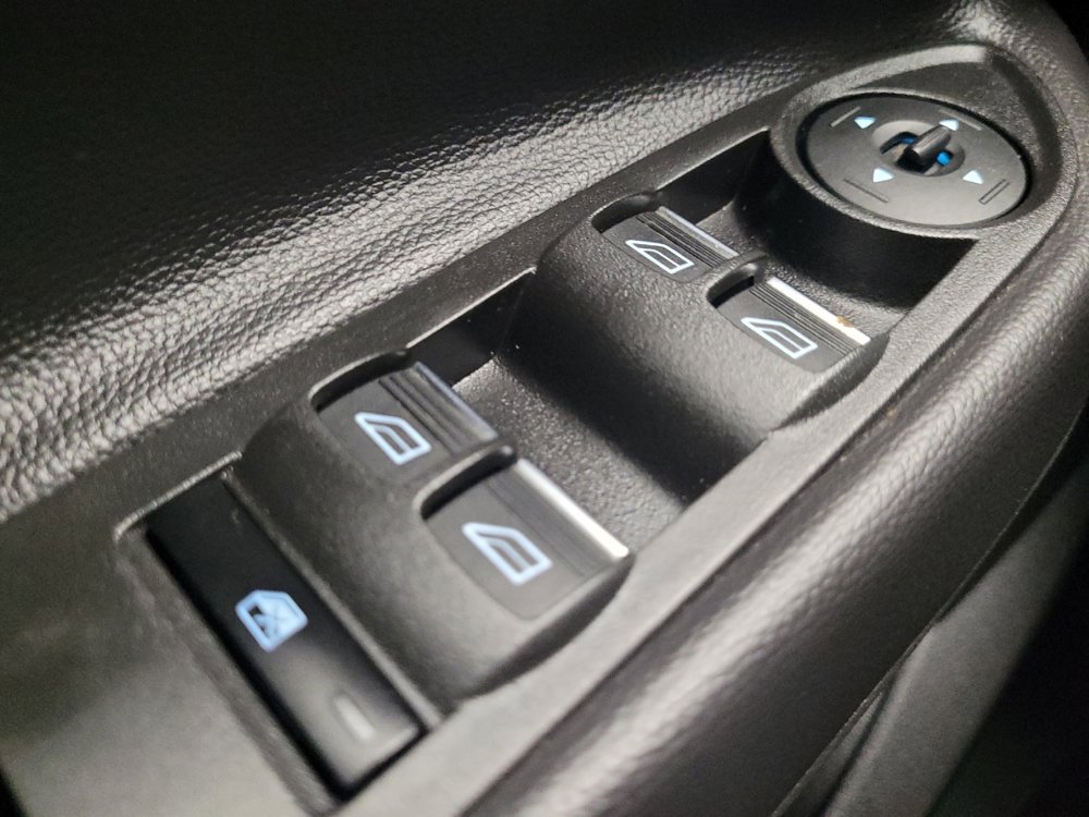 Used 2017 Ford Escape SE w/ SE Leather Comfort Package image 27