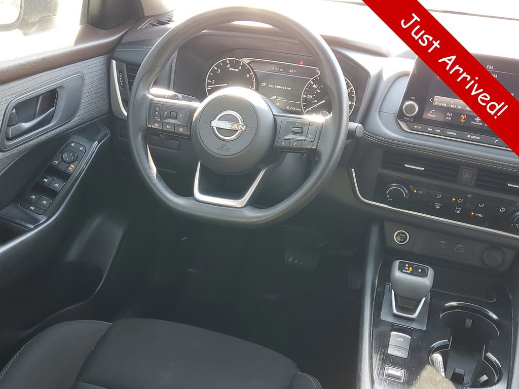 Used 2023 Nissan Rogue S FWD image 12