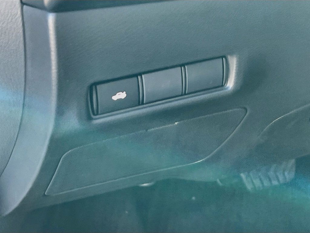 New 2027 Nissan Sentra SV FWD image 10