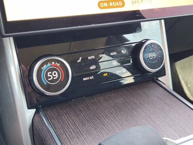 Used 2023 Land Rover Range Rover SE image 14