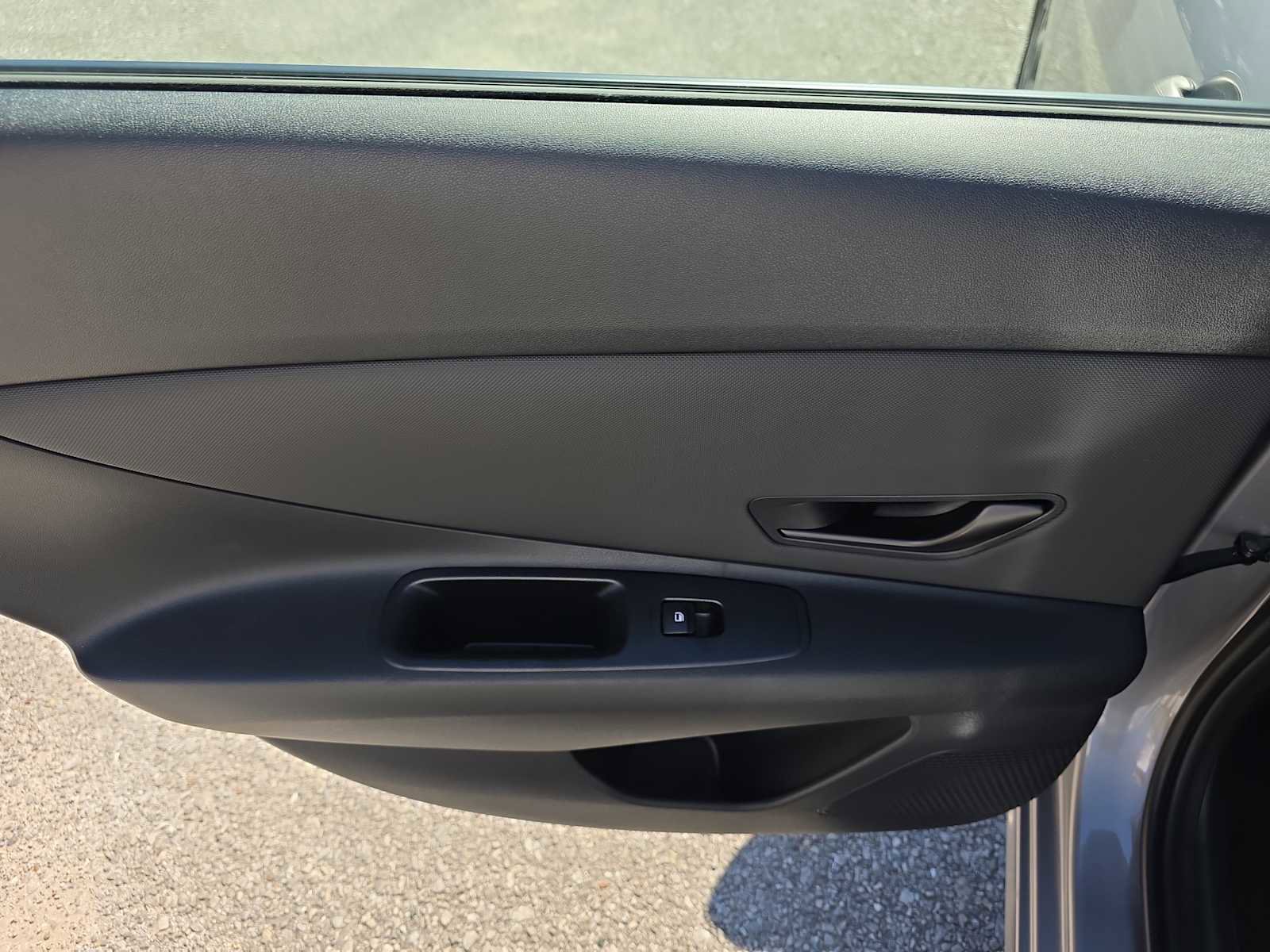 New 2025 Hyundai Elantra SEL image 21