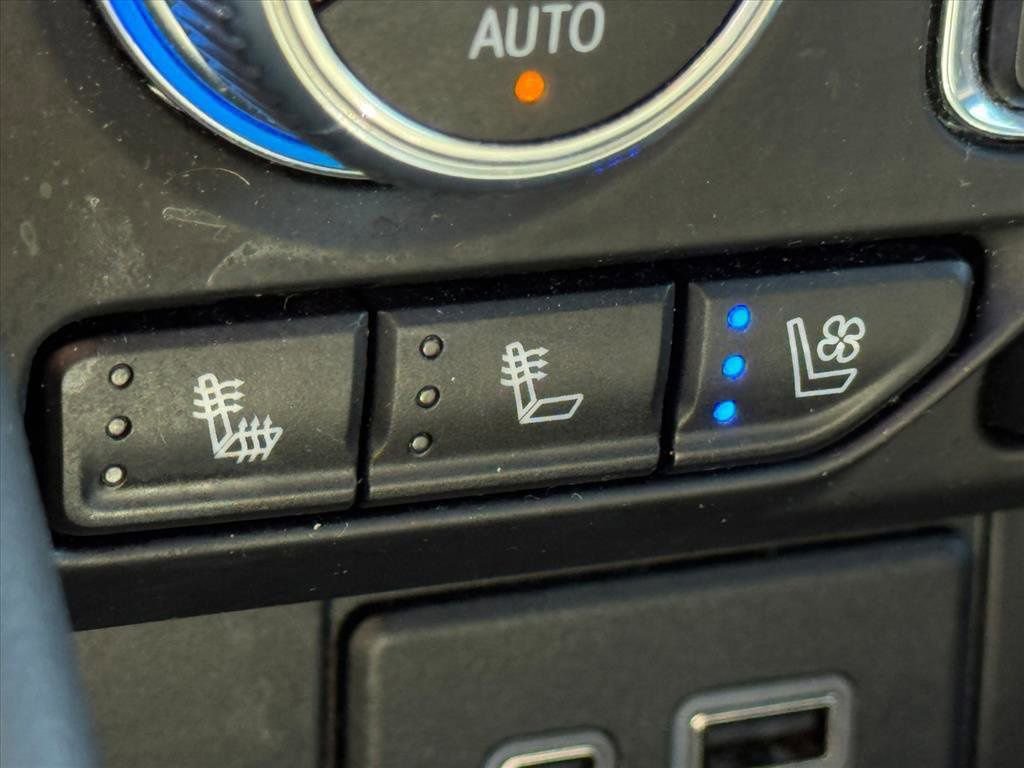 Certified 2023 GMC Yukon XL SLT image 27