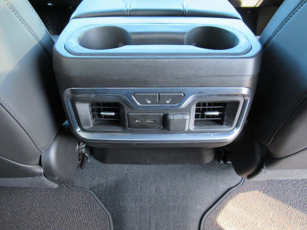 Used 2021 Chevrolet Silverado 1500 High Country w/ Technology Package image 34