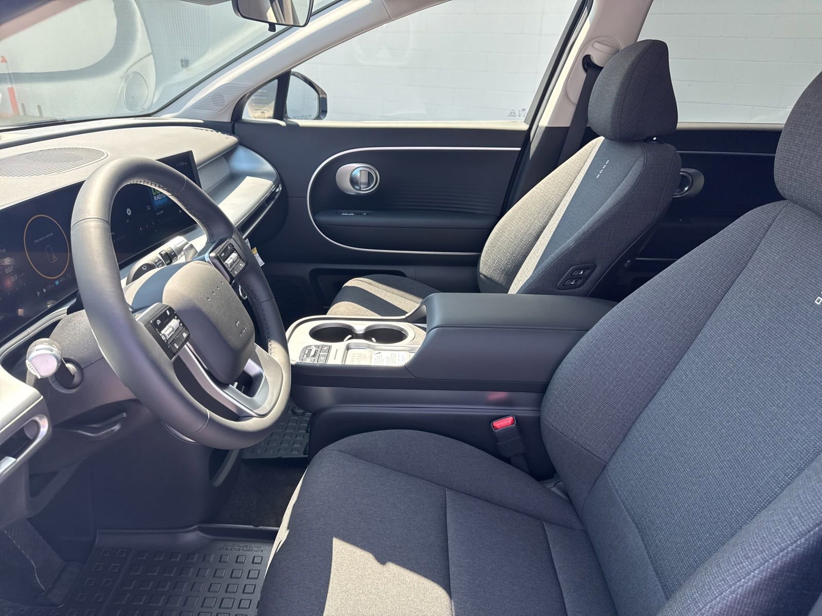 Used 2026 Hyundai Ioniq 9 SE AWD/4WD image 29