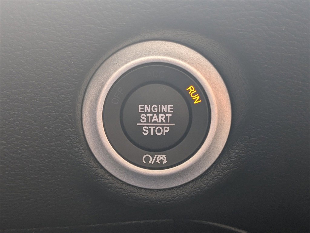 New 2026 Chrysler Pacifica Limited image 31