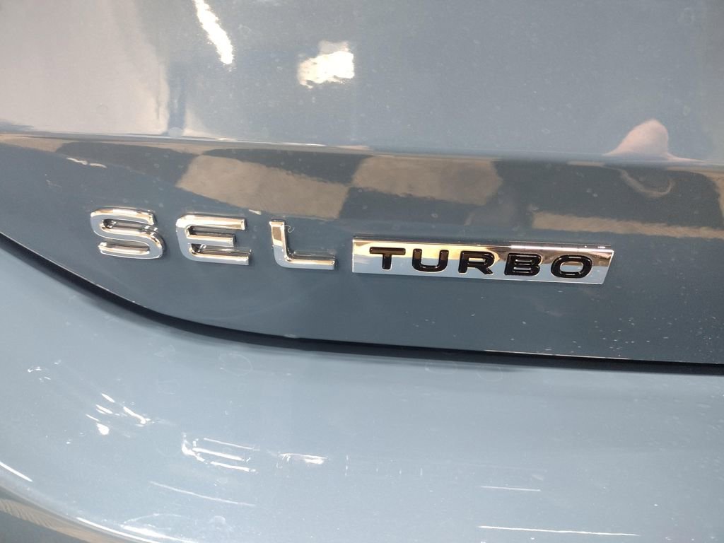 New 2026 Volkswagen Tiguan SEL R-Line image 14