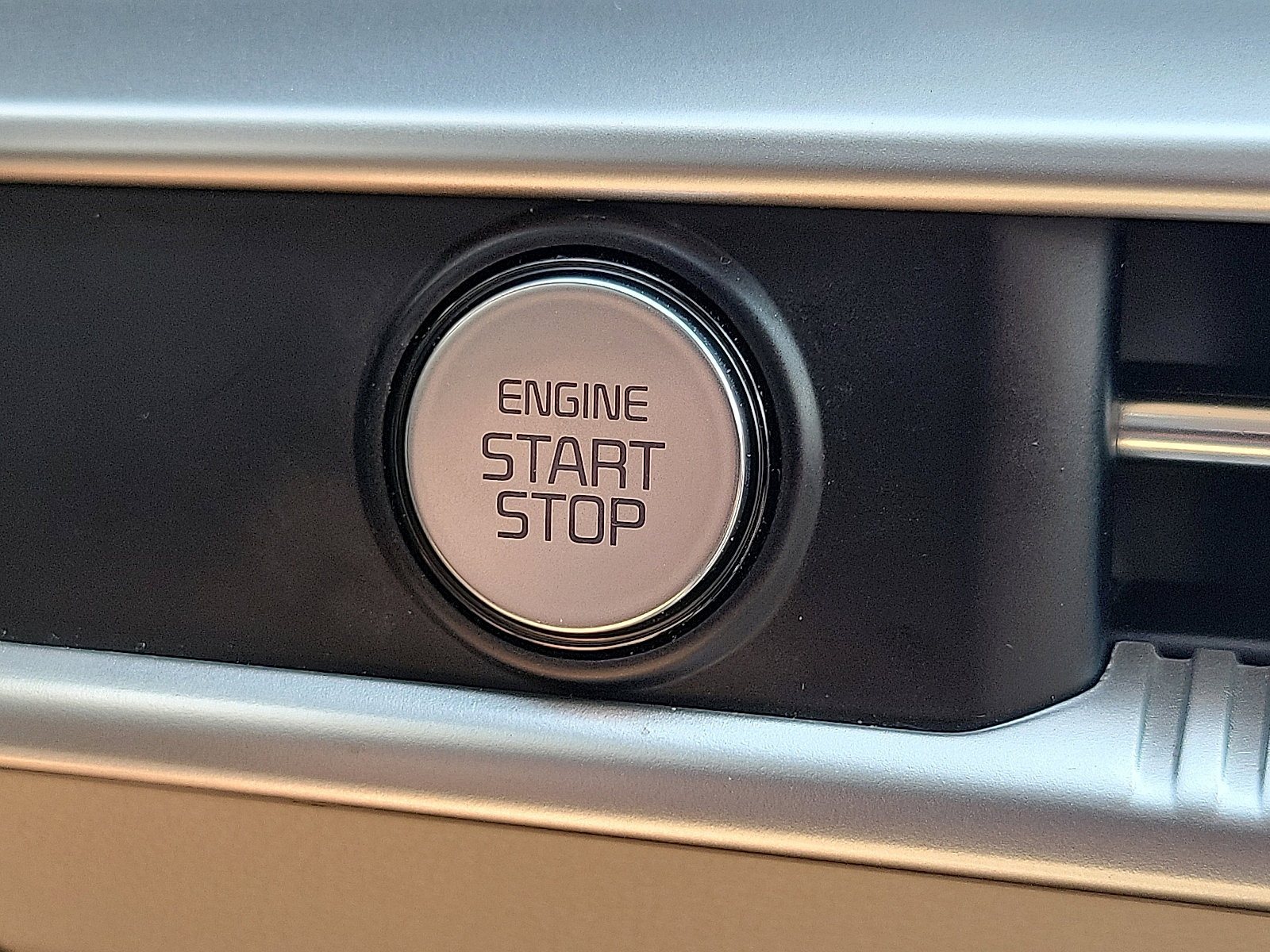 Used 2021 Kia K5 LXS image 22